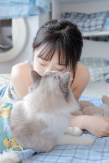 草莓香蕉樱桃黄瓜视频